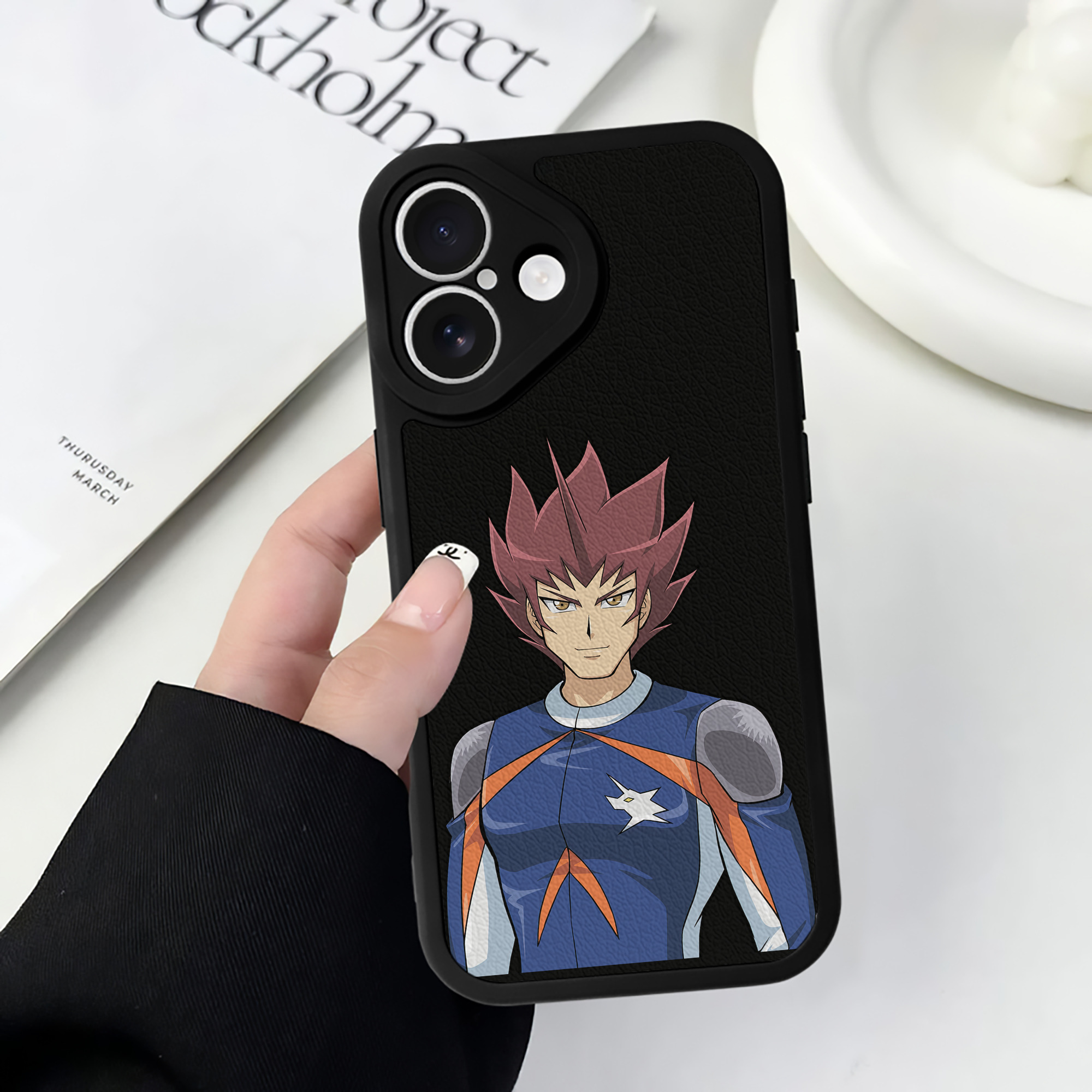 遊☆戯☆王 Yu-Gi-Oh! 【iPhone 16シリーズ対応】シリコンスマホケース（レザー調） 材質：シリコン